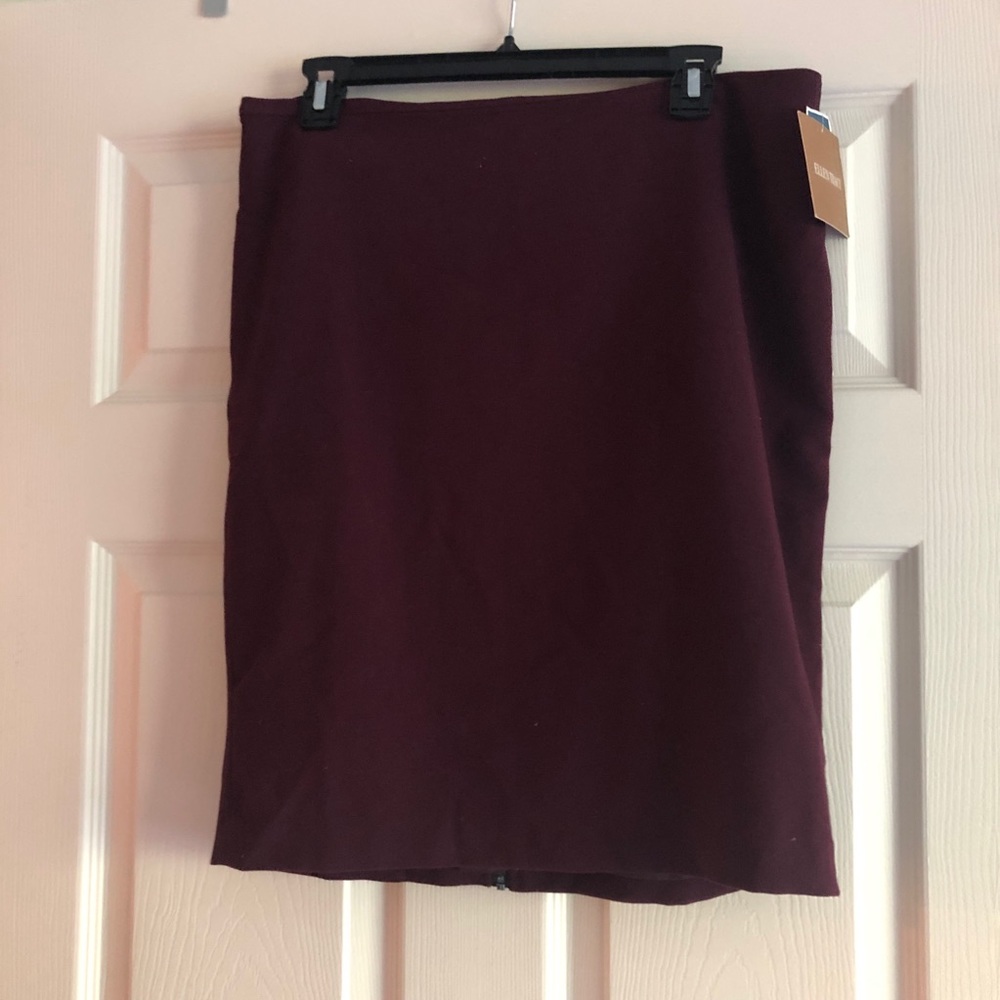 Ellen Tracy Skirt. Size 6.